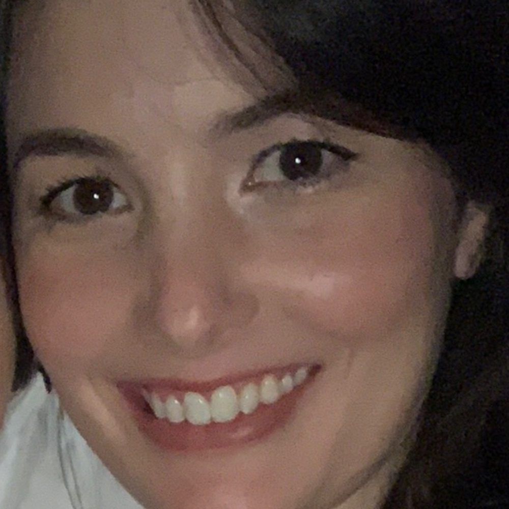Meet your Posher, Alexandra
